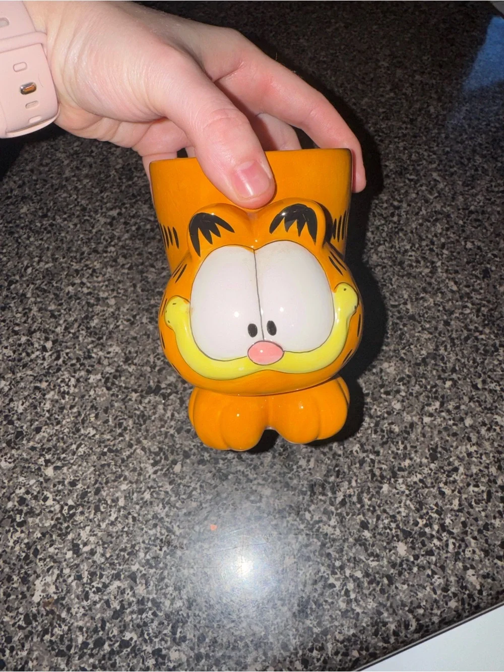 2005 Garfield Burton Ceramic Coffee Mug Tail Handle